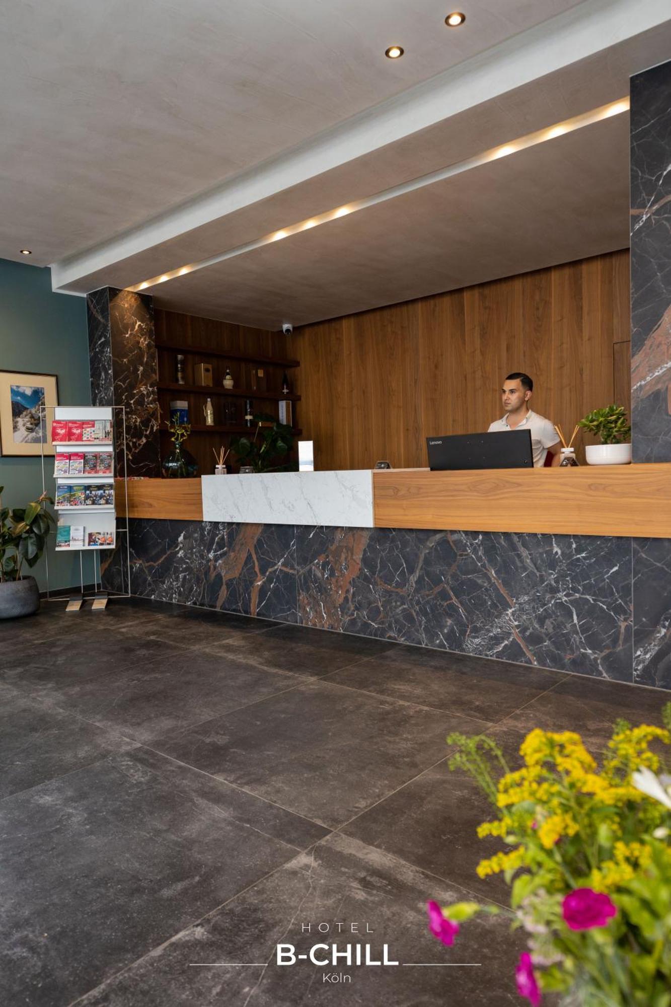 B-Chill Cologne Hotell Eksteriør bilde