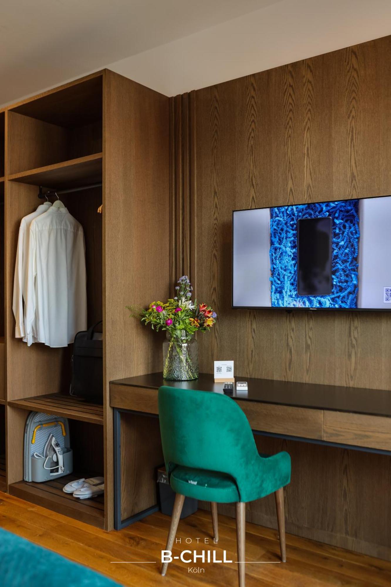 B-Chill Cologne Hotell Eksteriør bilde
